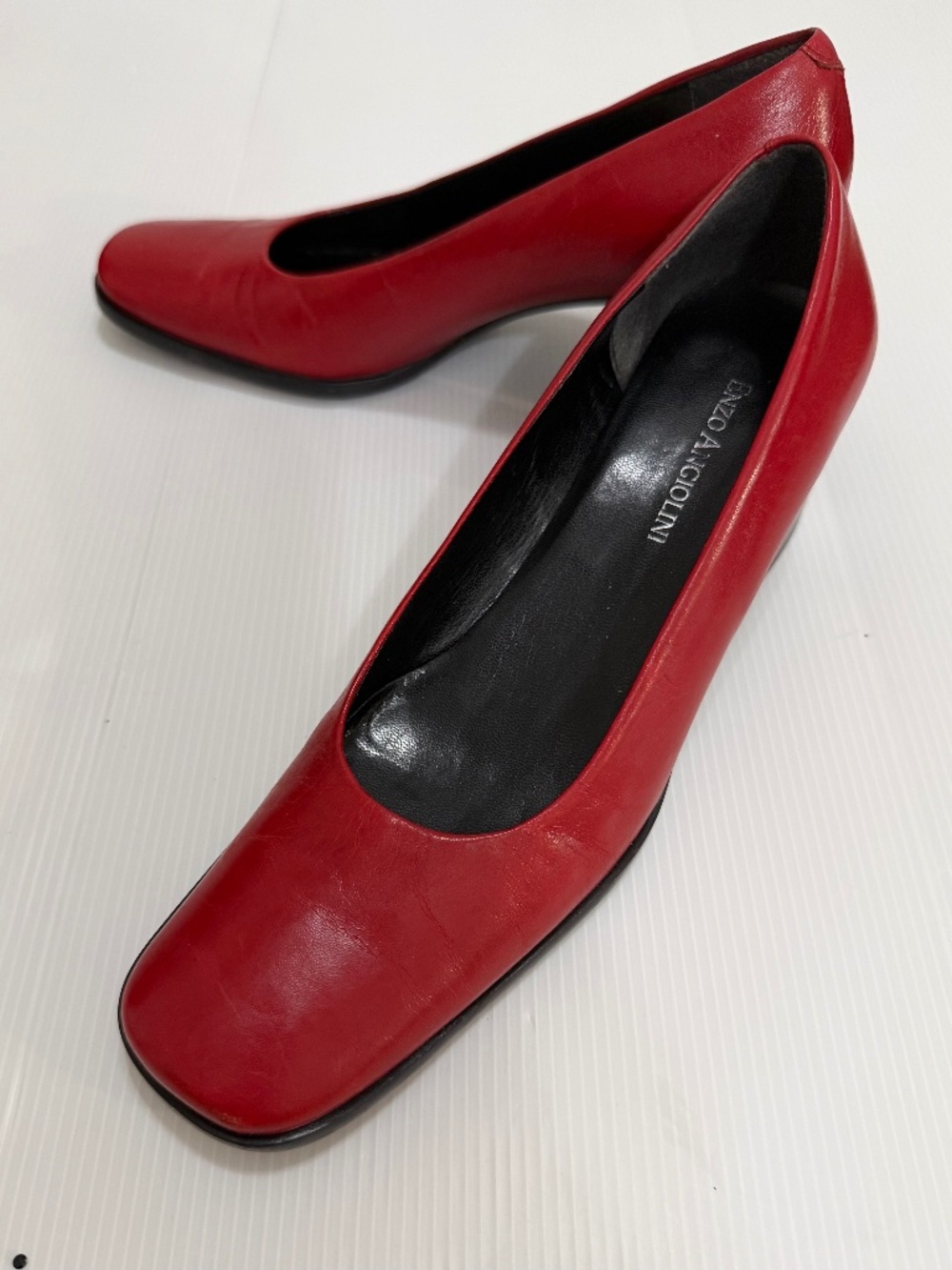 Vintage Enzo Angiolini Valentina Red Leather Square Toe Block Heels Pumps 7M